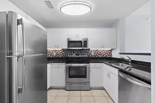 10 Aragon Ave, Coral Gables, FL 33134 - Photo 7