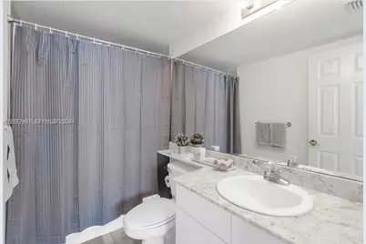800 Claughton Island Dr. #1204, Miami, FL 33131 - Photo 9