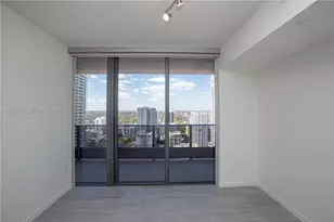1000 Brickell Plaza, Miami, FL 33131 - Photo 5