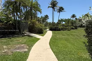 155 S Ocean Ln Dr, Key Biscayne, FL 33149 - Photo 17