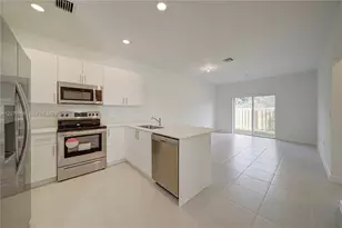 11881 NW 47th Manor, Coral Springs, FL 33076 - Photo 15