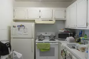 95 Kent F, West Palm Beach, FL 33417 - Photo 5