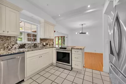 5111 Maggiore St, Coral Gables, FL 33146 - Photo 11