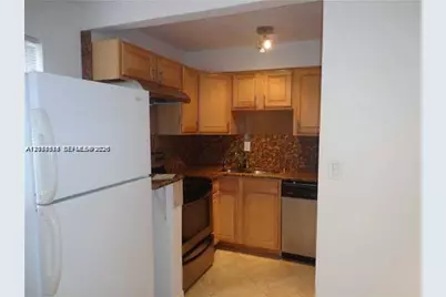 16851 NE 21st Ave #7, North Miami Beach, FL 33162 - Photo 3