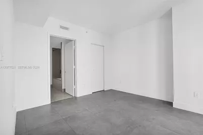 1300 S Miami Ave #2811, Miami, FL 33130 - Photo 15