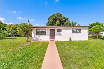 19721 SW 114th Ct, Miami, FL 33157 - Photo 1