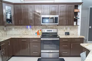 2818 SW 177th Ave, Miramar, FL 33029 - Photo 9