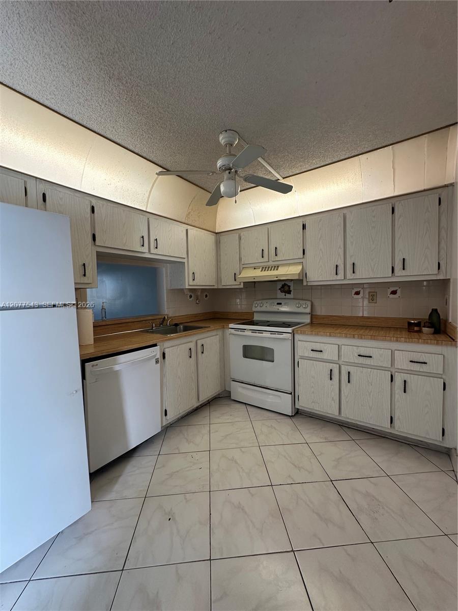 1830 SW 81st Ave #4310 - 1830 SW 81st Ave #4310, North Lauderdale, FL 33068 Luxury Property | Jose Angel Pina