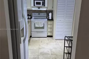 290 174th St, Sunny Isles Beach, FL 33160 - Photo 15
