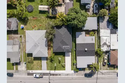 1468 NW 51st St, Miami, FL 33142 - Photo 11