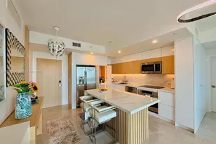 90 SW 3rd St, Miami, FL 33130 - Photo 5
