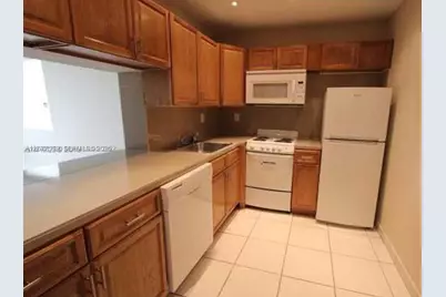 5775 W 20th Ave #406, Hialeah, FL 33012 - Photo 1
