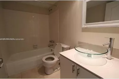 5775 W 20th Ave #406, Hialeah, FL 33012 - Photo 3