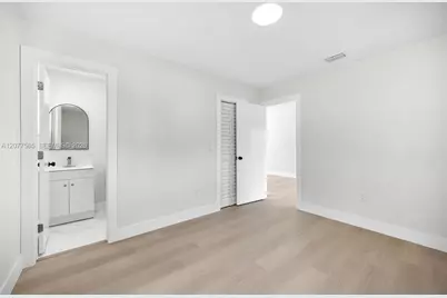 2470 NW 179th St, Miami Gardens, FL 33056 - Photo 13