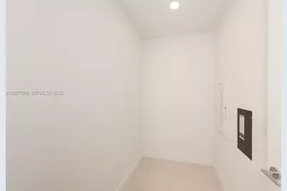 1400 Biscayne #1604, Miami, FL 33132 - Photo 13