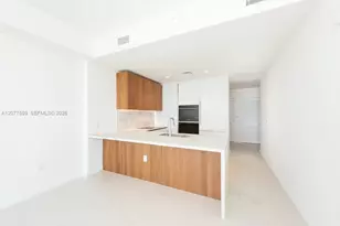 1400 Biscayne, Miami, FL 33132 - Photo 19