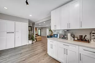 12230 NW 22nd Ct, Miami, FL 33167 - Photo 25