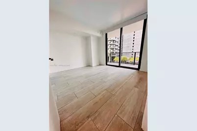 45 SW 9th St #1202, Miami, FL 33130 - Photo 13