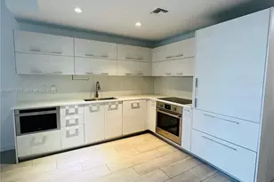 45 SW 9th St, Miami, FL 33130 - Photo 1