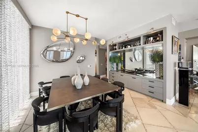 5801 Collins Ave #PH1600, Miami Beach, FL 33140 - Photo 29