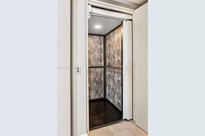 5801 Collins Ave #PH1600, Miami Beach, FL 33140 - Photo 49