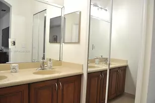 7940 NW 108th Pl, Doral, FL 33178 - Photo 29