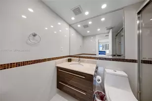 3901 S Ocean Dr, Hollywood, FL 33019 - Photo 15