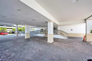 7545 E Treasure Dr, North Bay Village, FL 33141 - Photo 31