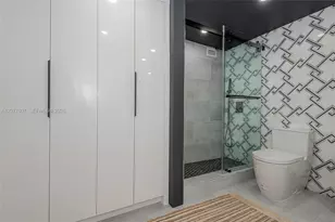 2301 Collins Ave, Miami Beach, FL 33139 - Photo 23
