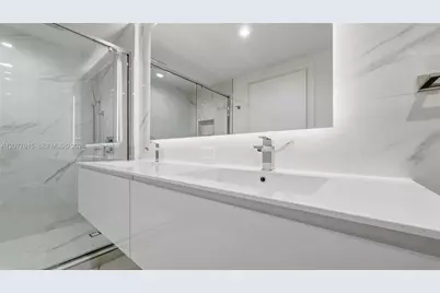 1170 E Hallandale Beach Blvd #1102, Hallandale Beach, FL 33009 - Photo 17
