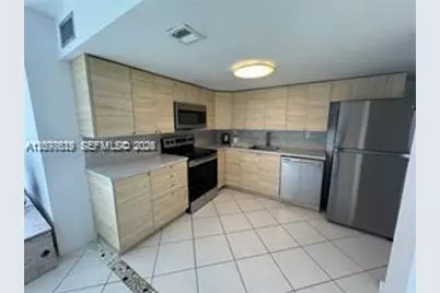 851 Three Island Blvd #418, Hallandale Beach, FL 33009 - Photo 7