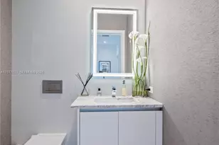88 SW 7th St, Miami, FL 33130 - Photo 23