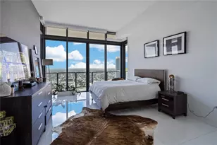 88 SW 7th St, Miami, FL 33130 - Photo 15