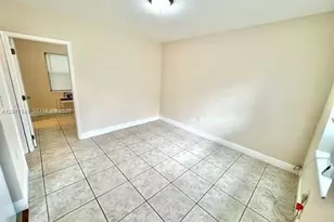 698 NE 85th St, Miami, FL 33138 - Photo 5