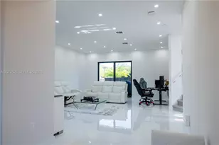 8824 NW 161st Terrace, Miami Lakes, FL 33018 - Photo 45
