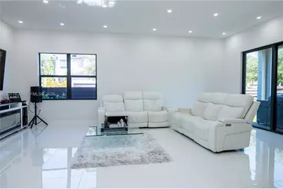 8824 NW 161st Ter, Miami Lakes, FL 33018 - Photo 43
