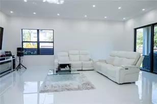 8824 NW 161st Terrace, Miami Lakes, FL 33018 - Photo 43