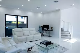 8824 NW 161st Terrace, Miami Lakes, FL 33018 - Photo 41
