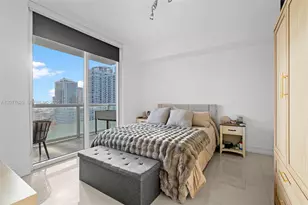 50 Biscayne Blvd, Miami, FL 33132 - Photo 11