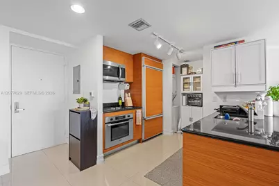 50 Biscayne Blvd #2507, Miami, FL 33132 - Photo 7