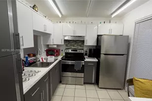 233 NE 14th Ave, Hallandale Beach, FL 33009 - Photo 1