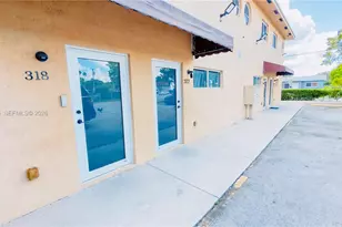 318 NE 166th St, Miami, FL 33162 - Photo 1