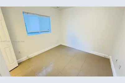 318 NE 166th St #318, Miami, FL 33162 - Photo 11