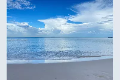 6365 Collins Ave #2005, Miami Beach, FL 33141 - Photo 19