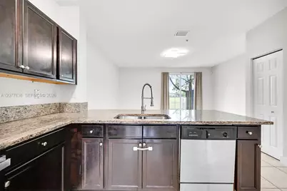 134 SE 28th Ter #5, Homestead, FL 33033 - Photo 7