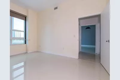 950 Brickell Bay Dr #902, Miami, FL 33131 - Photo 9