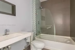 950 Brickell Bay Dr, Miami, FL 33131 - Photo 7