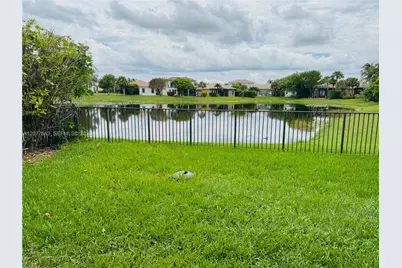 12400 NW 78th Mnr #0, Parkland, FL 33076 - Photo 15