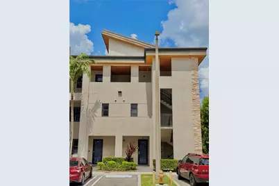 10455 NW 82nd St #10, Doral, FL 33178 - Photo 3