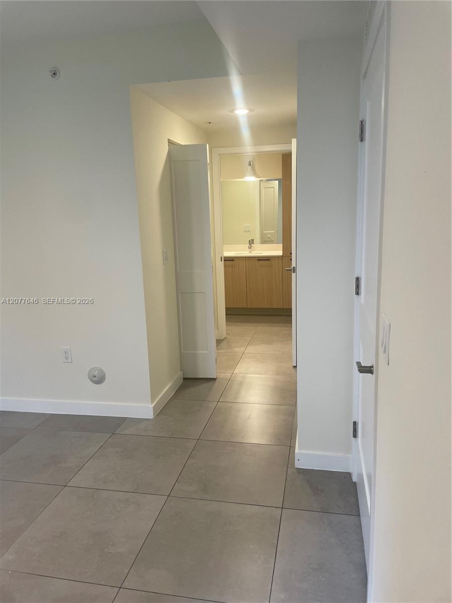 16395 Biscayne Blvd #313 - 16395 Biscayne Blvd #313, North Miami Beach, FL 33160 Luxury Property | Jose Angel Pina